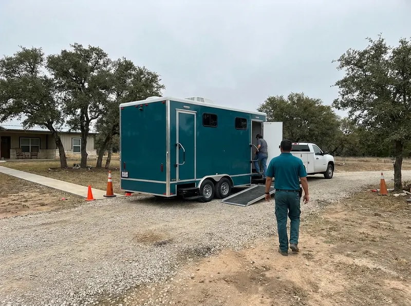 VIP Luxury Restroom Trailers in Shepherd, TX